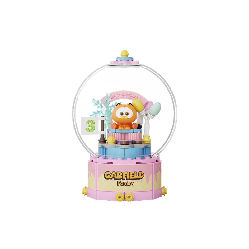 Garfield Crystal Ball Series - Birthday Cake